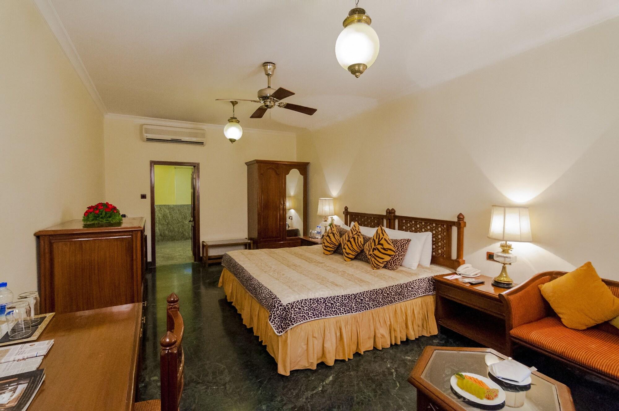 Sawai Madhopur Lodge - Ihcl Seleqtions Esterno foto